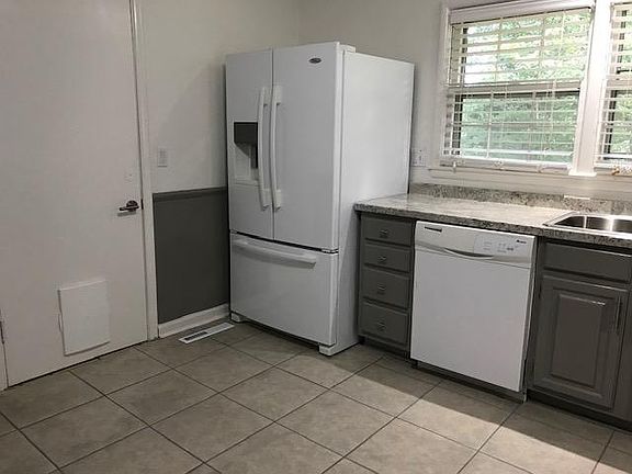 4th image of 9027 Hardy Dr