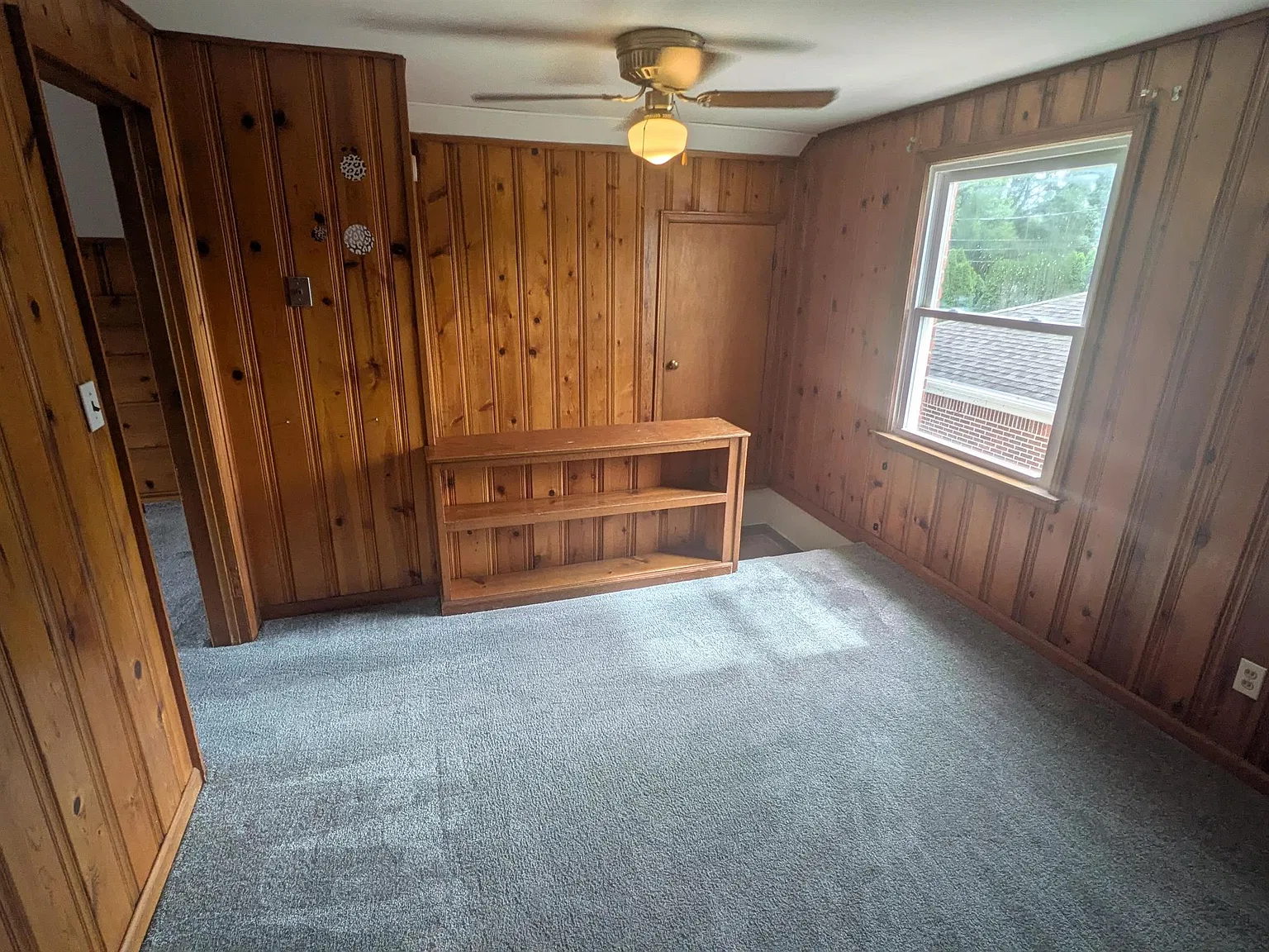 3 bed, 2.0 bath, 1800 sqft, $1,750 — Photo 3