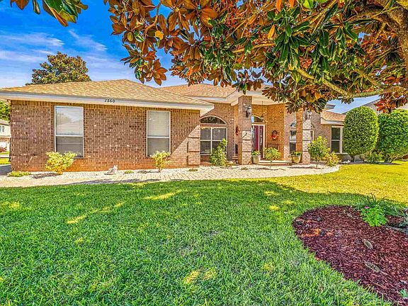 2nd image of 1560 Cypress Bend Trl