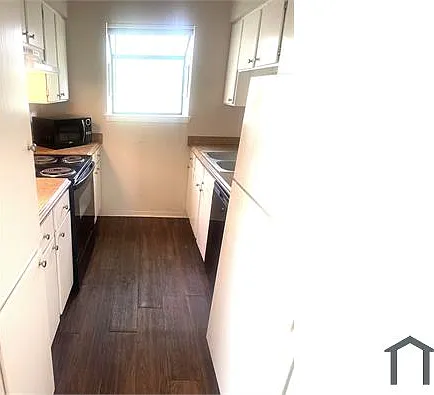 2005 W Loop #D — Photo 15