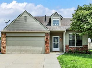 521 Hyannis Dr, Avon, IN