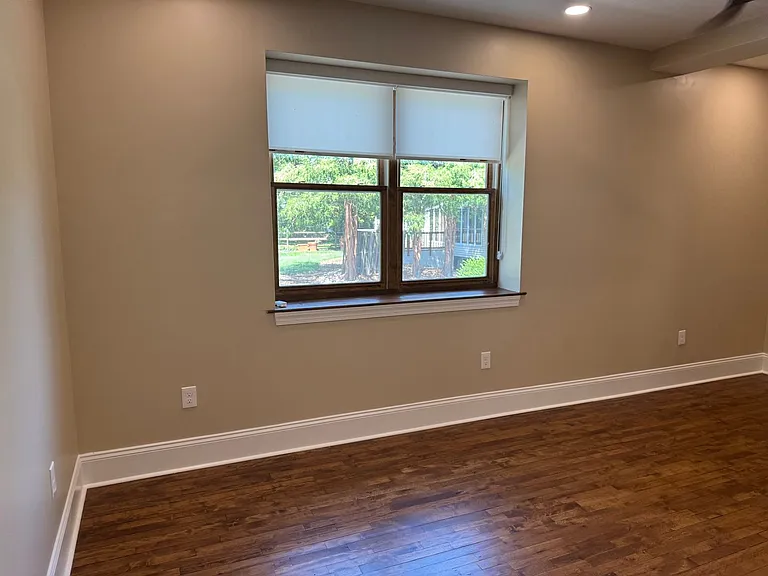 330 Linden Ave — Photo 33