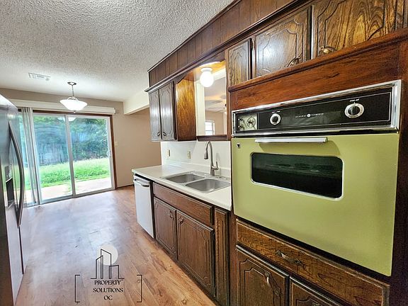 4th image of 1502 Briar Meadow Rd