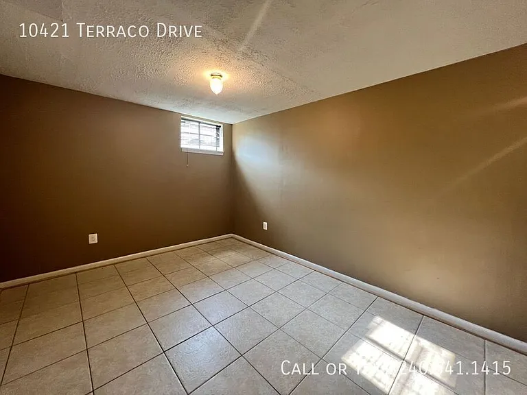 10421 Terraco Dr — Photo 17