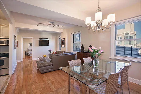 Sold by Engel & Völkers New York Real Estate | media 2