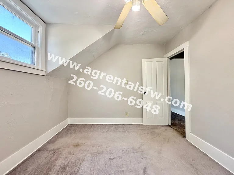 1002 Columbia Ave — Photo 8