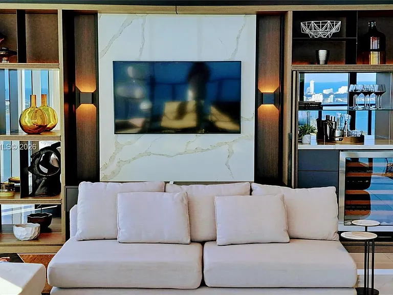 3131 NE 7th Ave #Penthouse 4901 — Photo 19