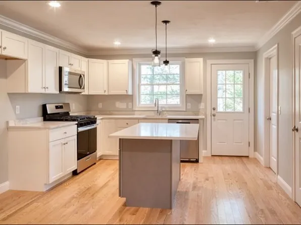 10 Christies Way #10, Holbrook, MA 02343
