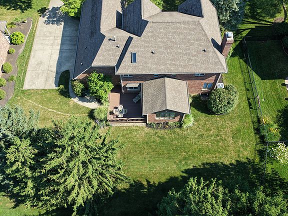 3rd image of 1435 Springmill Ponds Blvd