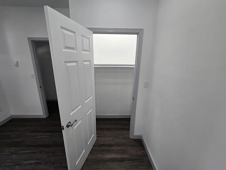 33 E Main St #A — Photo 9