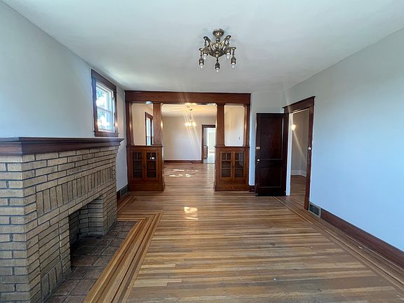 4th image of 1062 West Ave #2