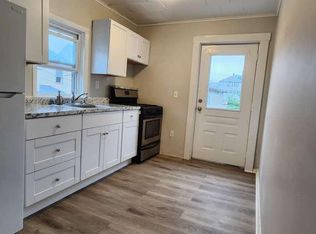 34 Quequechan St APT 2, Fall River, MA 02723