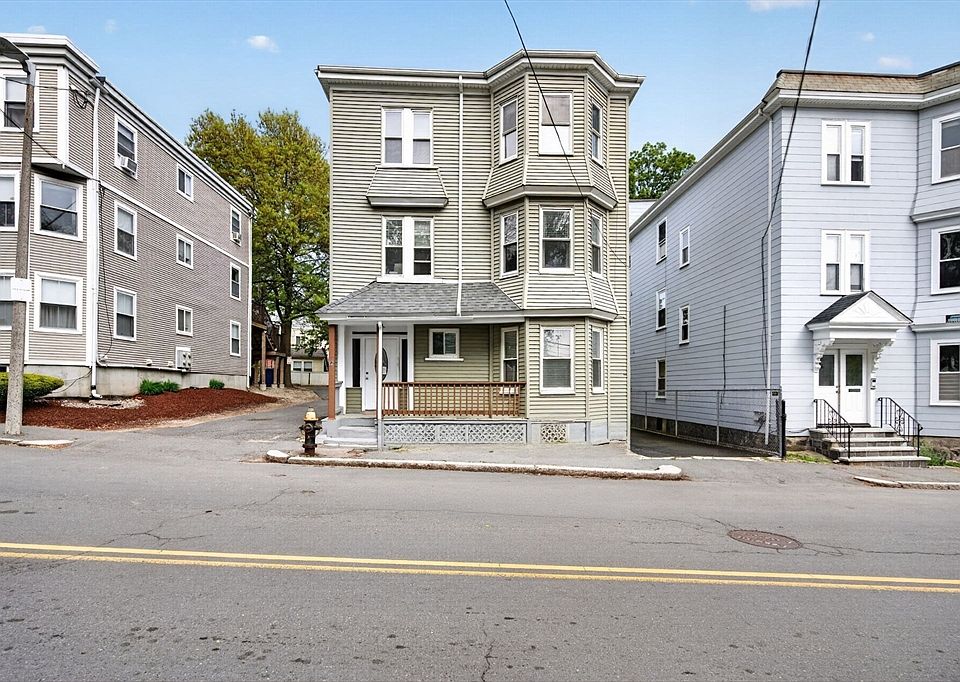 1st image of 12 Schiller St