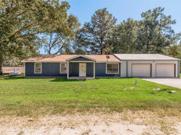 169 W Sunset Dr, Trinity, TX 75862