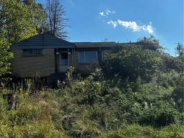 208 Critchlow School Rd, Renfrew, PA 16053