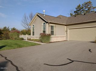 889 Bridge Crest Dr SE, Ada, MI 49301