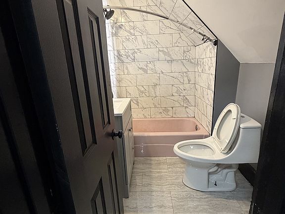 4th image of 108 E 12th Ave APT 3