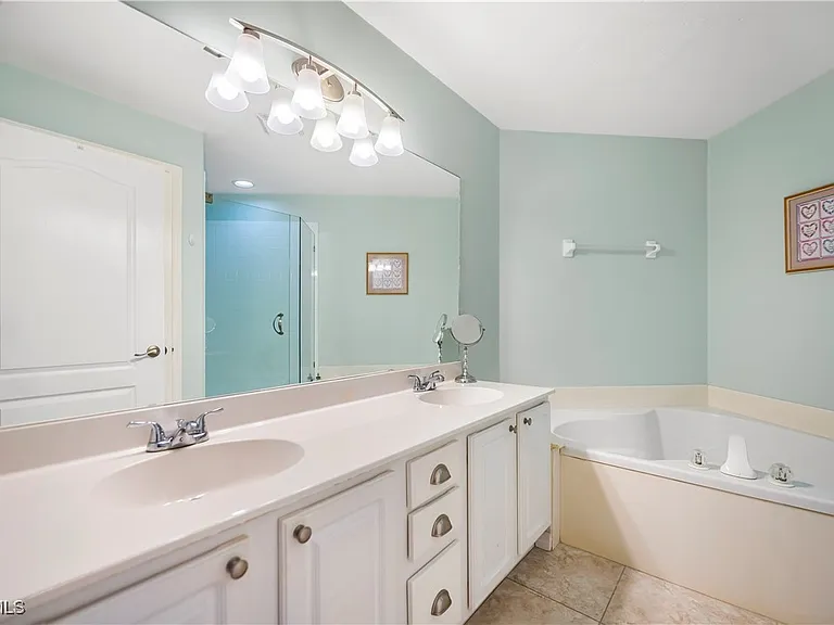 15091 Tamarind Cay Ct #907 — Photo 15