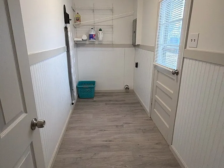 2355 Oakwood Manor Dr — Photo 7