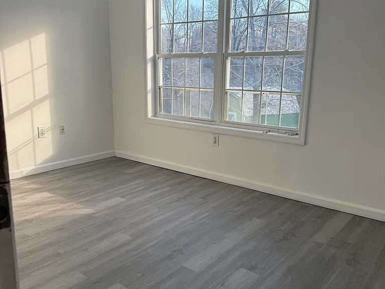 104 Oak Park Ter #1 — Photo 6