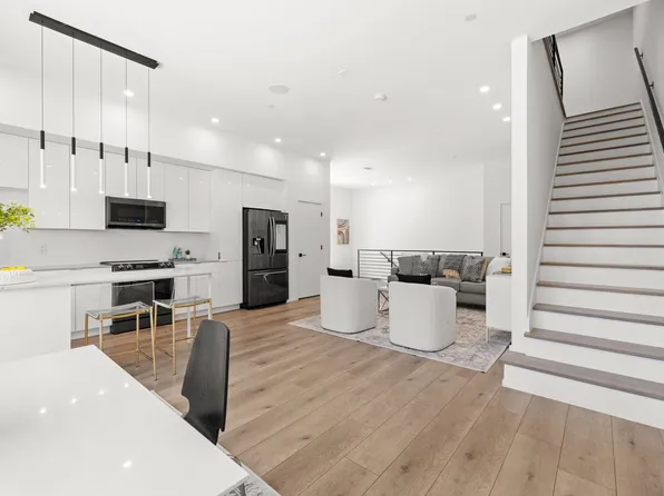 2001 N Prairie Ave #103, Dallas, TX 75204