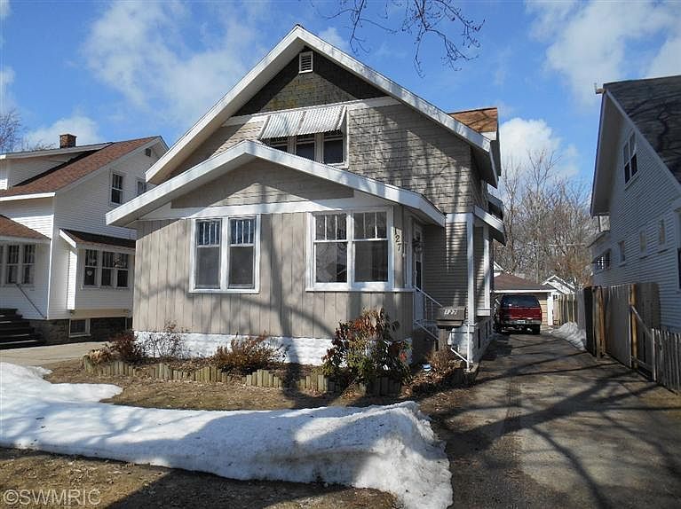 1st image of 127 W 20th St