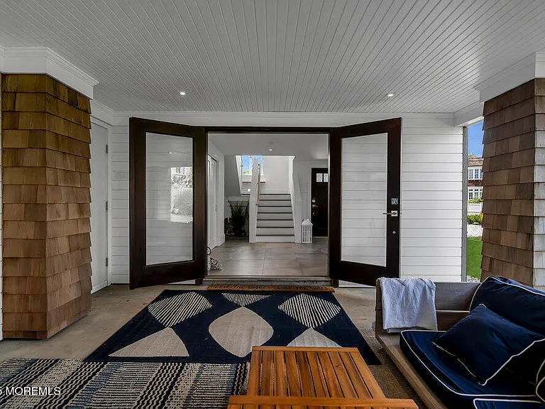 985 Ocean Ave — Photo 149