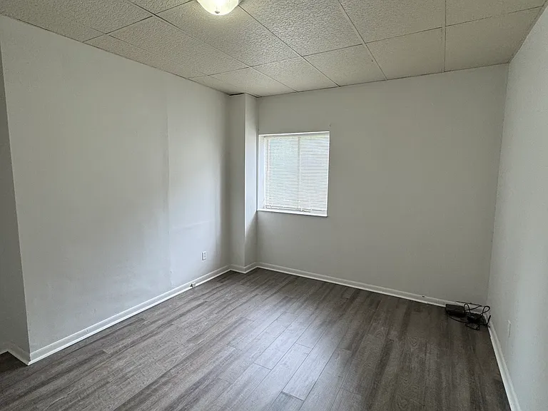 335 Boggs Ave #1 — Photo 11
