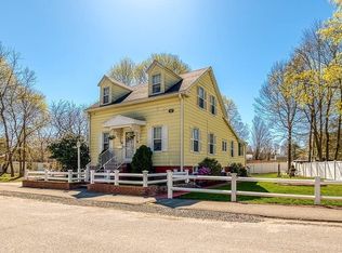 34 Barrows St, Dedham, MA 02026