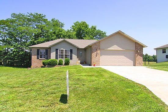 4th image of 407 Oak Meadow Dr
