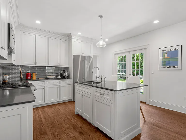 22 Vanderburgh Ave — Photo 14