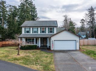 1860 Ketch Pl, Oak Harbor, WA 98277