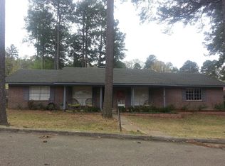 310 Overcup St, Atlanta, TX 75551