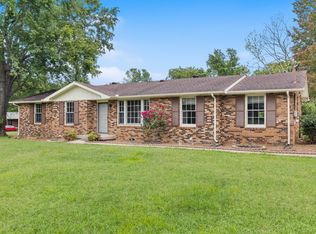 112 Paxton Dr NW, Hendersonville, TN 37075