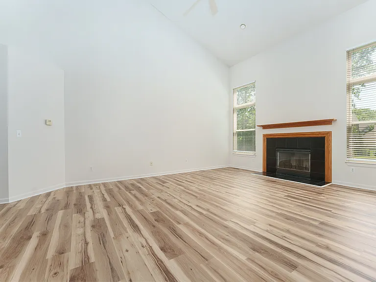 3172 Birchwood Ct — Photo 17
