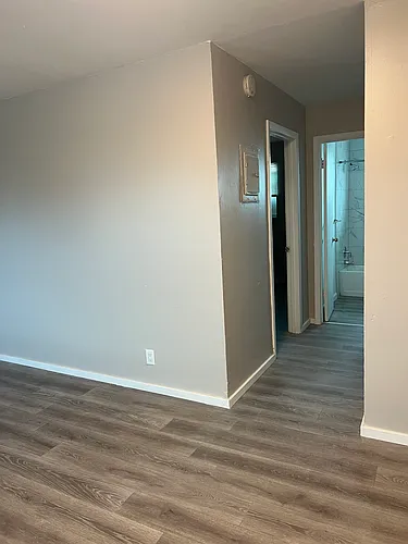 1243 SW 37th Ave #6 Photo 1