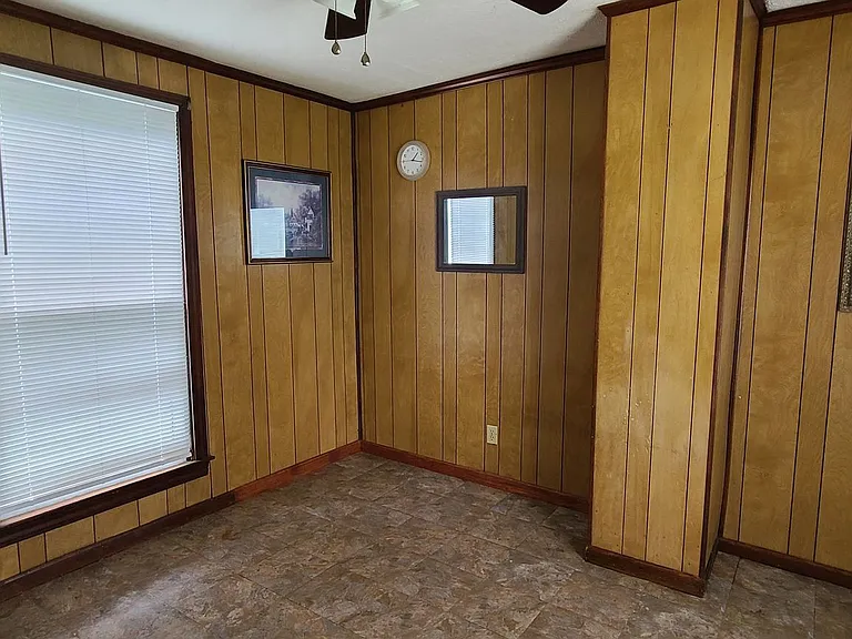 2920 Richmond St — Photo 12
