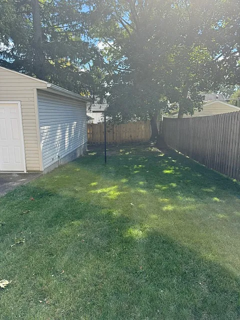 3 bed, 1008 sqft, $1,650 — Photo 4