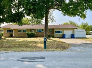 102 Hillcrest St, Carl Junction, MO 64834