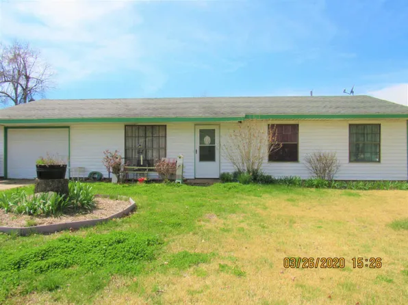 711 N Bell St, Vinita, OK 74301
