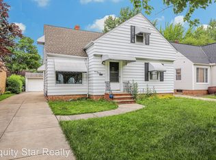 1120 Churchill Rd, Lyndhurst, OH 44124