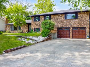 5741 Waterfront Dr N, Columbia, MO 65202