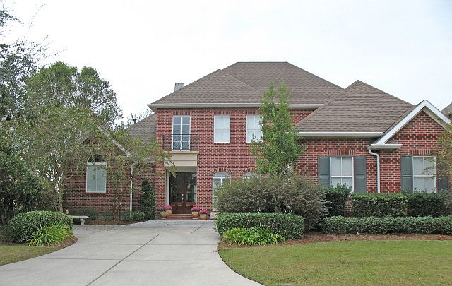 1st image of 116 Pinehurst Dr