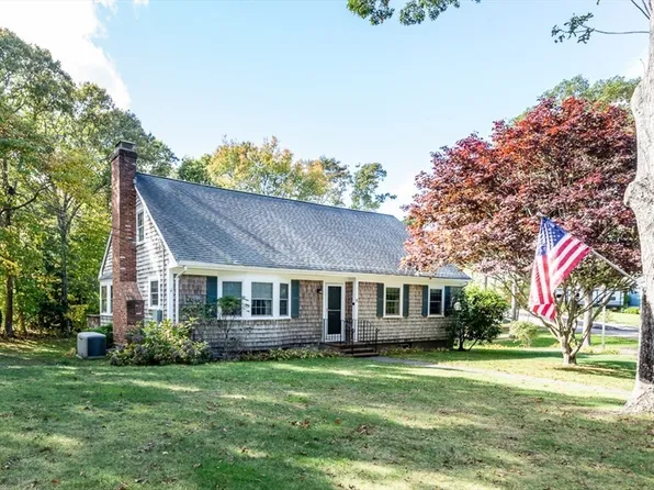 57 Indian Trl, Barnstable, MA 02630