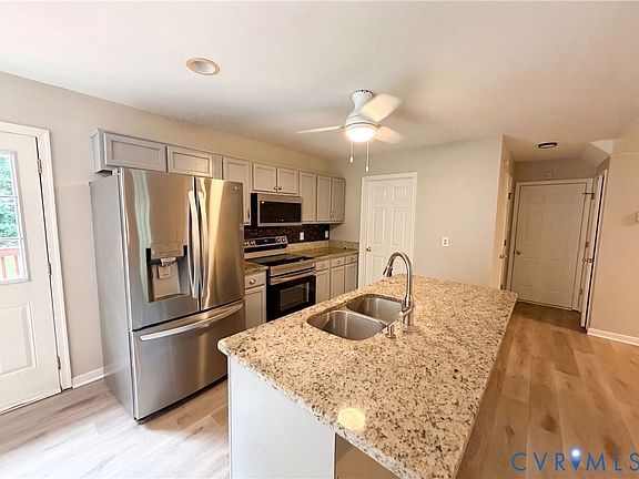 2nd image of 2566 Brookforest Ct