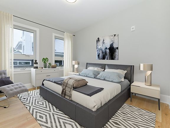 5th image of 28 Berkshire St