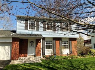 12 Cross Gates Rd, Rochester, NY 14606