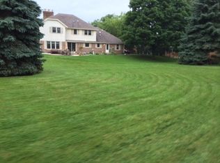 1350 Washington Ct, Brookfield, WI 53045