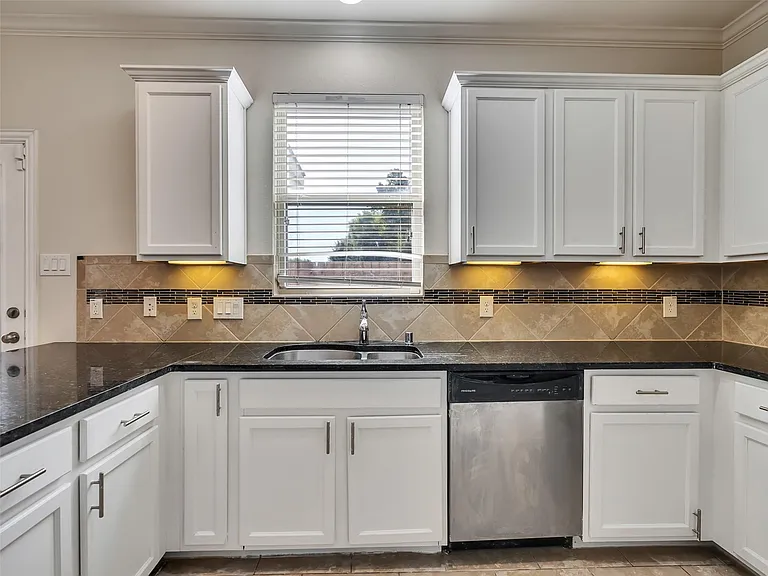 10906 Whistlers Cottage Ct — Photo 6