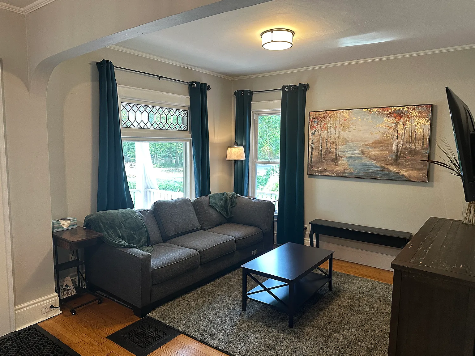 3 bed, 1500 sqft, $2,500 — Photo 4